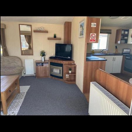 Belton with Browston 3 Bed Caravan Norfolk Near The Coast מראה חיצוני תמונה